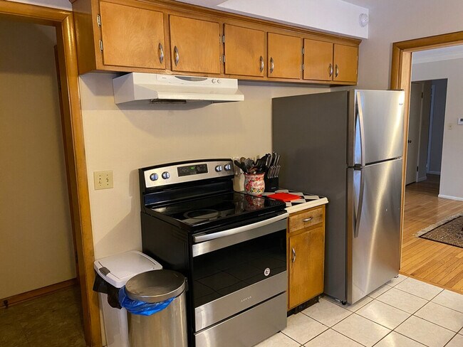 Building Photo - 1310 Forest Hills Blvd