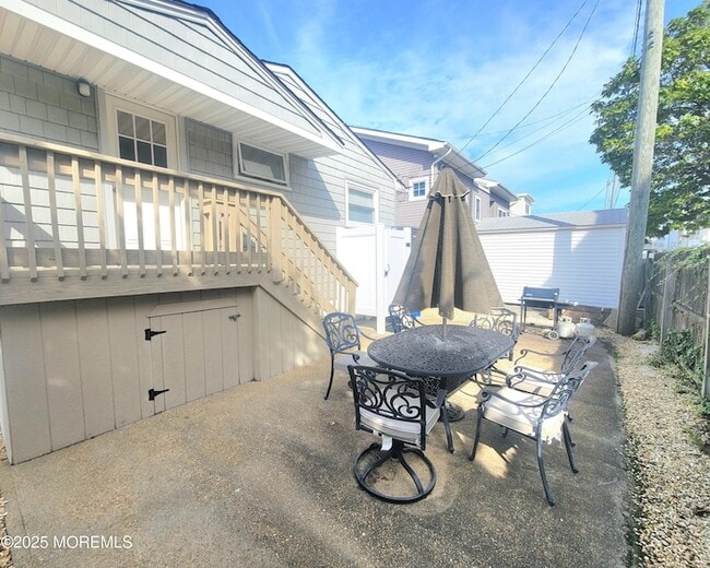 Building Photo - 141 Ocean Bay Blvd