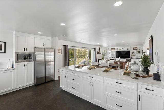 Building Photo - 5306 Linea Del Cielo