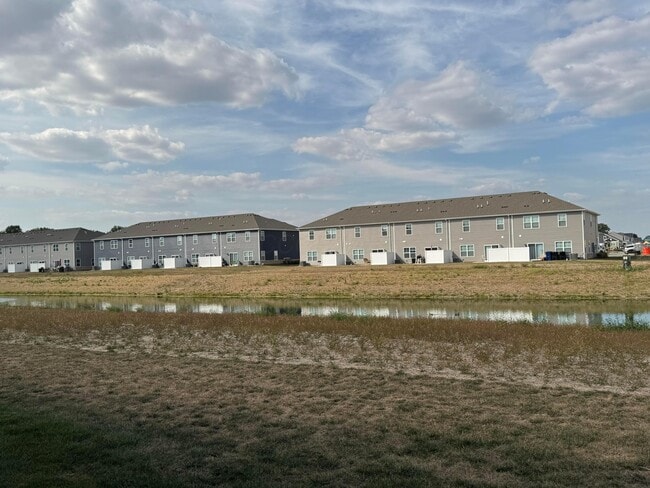 Building Photo - 6318 Marinelli Dr S
