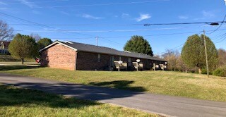 Building Photo - 2610 Mayfield Dr