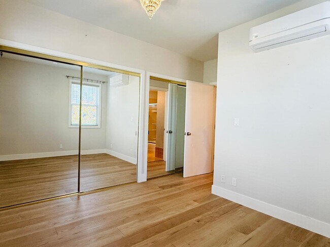 Building Photo - 125 Park Rd