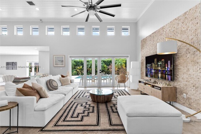 Building Photo - 17610 SW 80th Ct