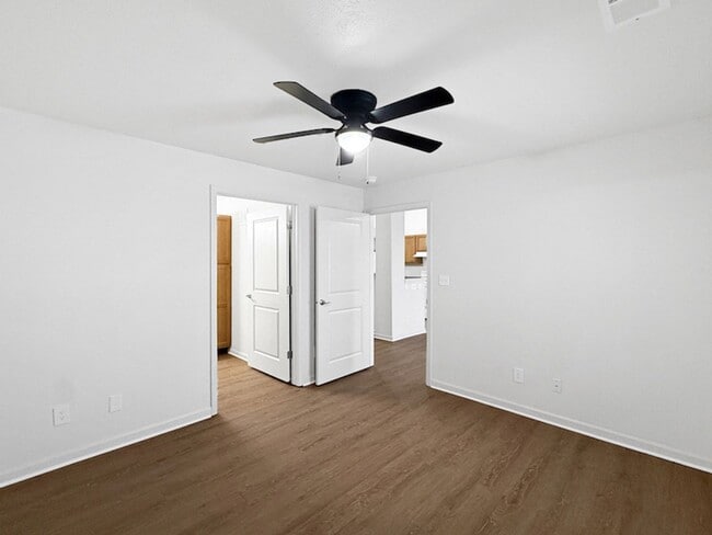 Building Photo - Luxurious Lakeside Living: Spacious 2-Bedroom Retreat starting at $1279 - $1,344