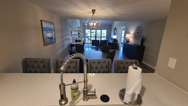 Building Photo - 1319 Dockside Pl