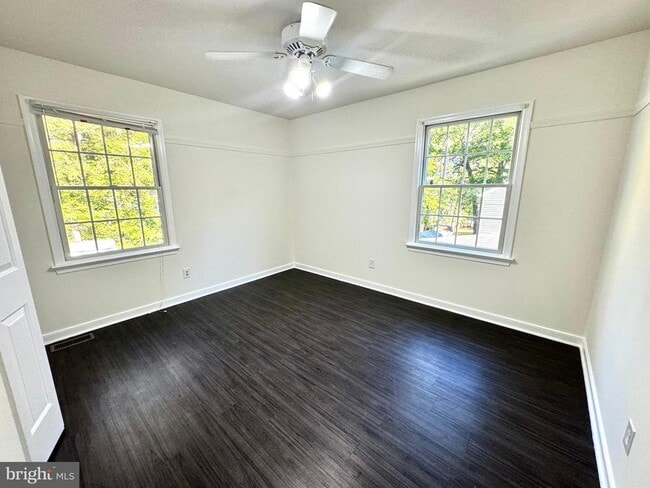 Building Photo - 1326 Aquia Dr
