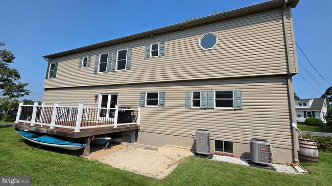 Building Photo - 8418 Geneva Rd