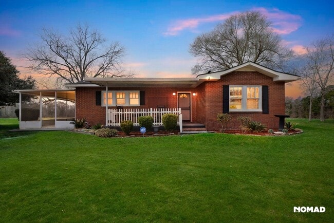 Building Photo - 141 Dockweiler Rd N