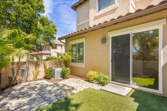 Building Photo - 6283 Citracado Cir