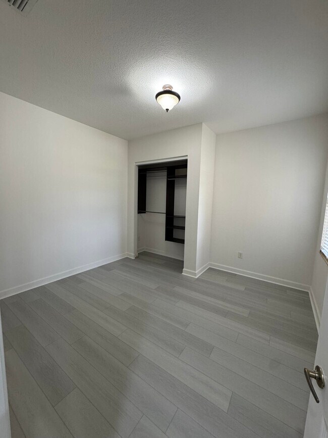 Building Photo - 6074 NW 116th Dr