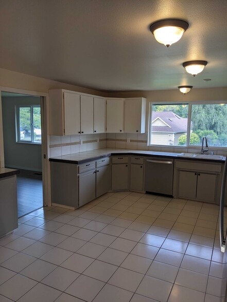 Building Photo - 163 Hurricane Ridge Dr