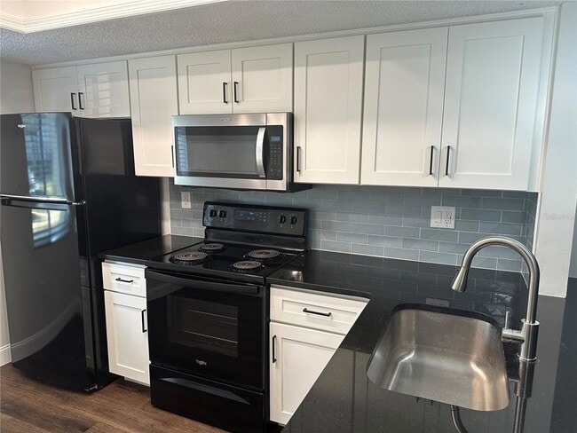 Building Photo - 207 Palmetto Ct