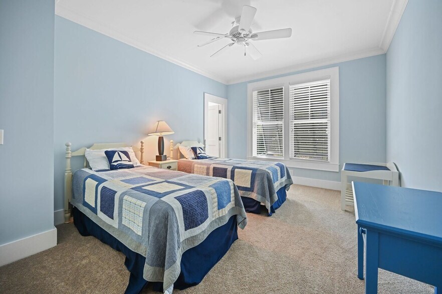 Building Photo - 205 Sea Island Dr