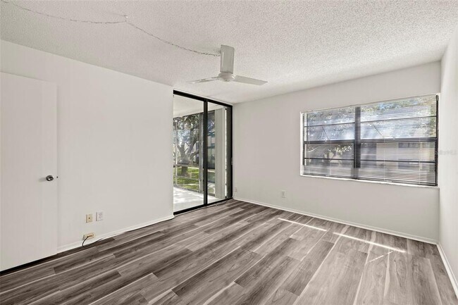 Building Photo - 14130 Rosemary Ln