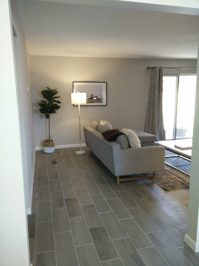 Living Room - 2820 Malabar Ave