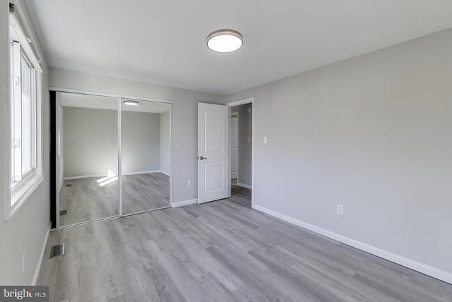 Building Photo - 18948 Quail Valley Blvd