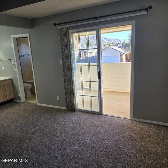 Building Photo - 7145 Tierra Taos Dr