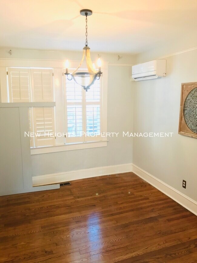 Building Photo - 301 Broad St