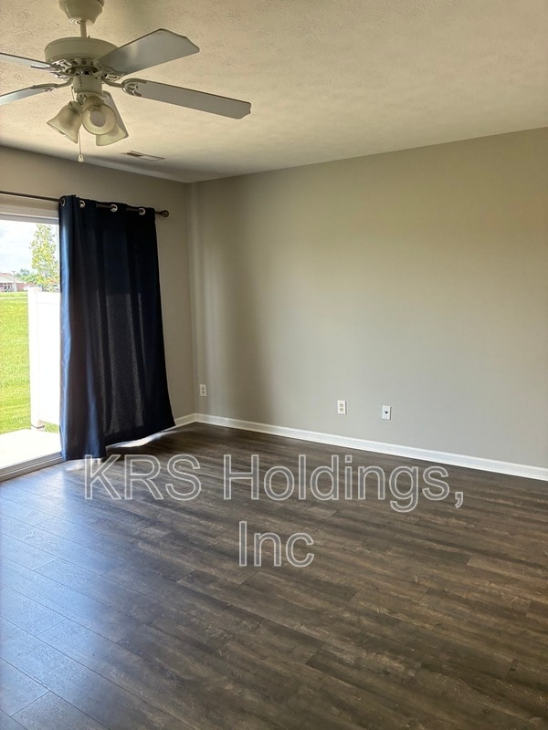 Building Photo - 303 Joyce Dr