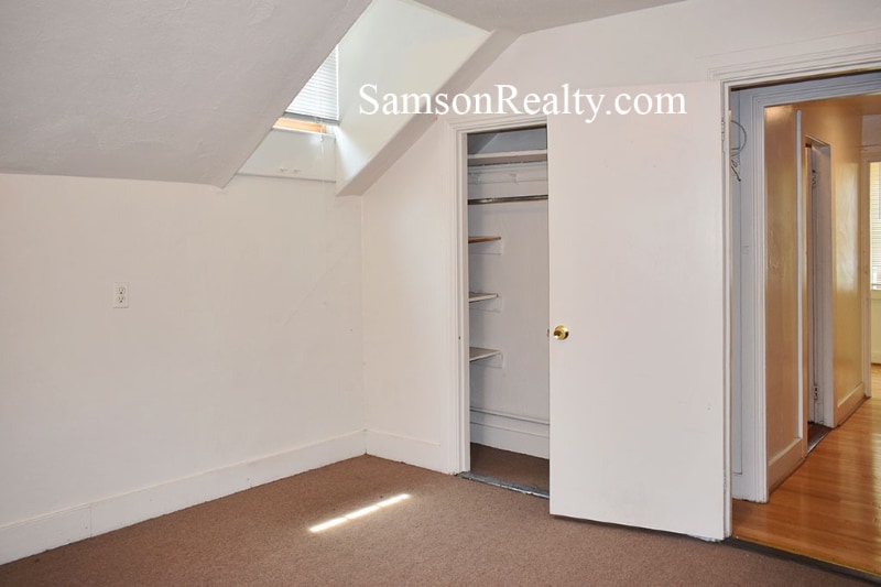 Building Photo - 298 Hope St