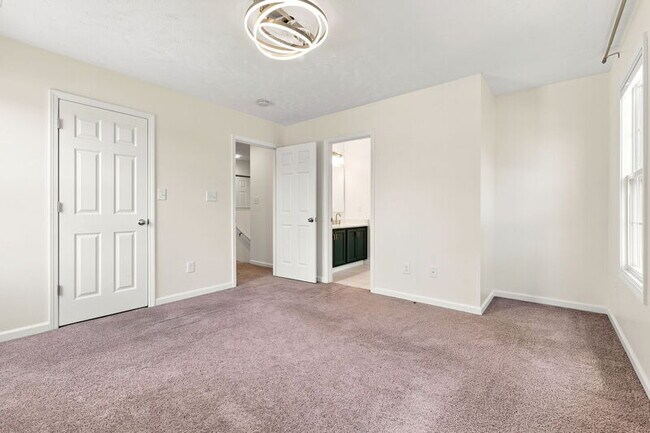 Building Photo - 4906 Yorkchester Dr
