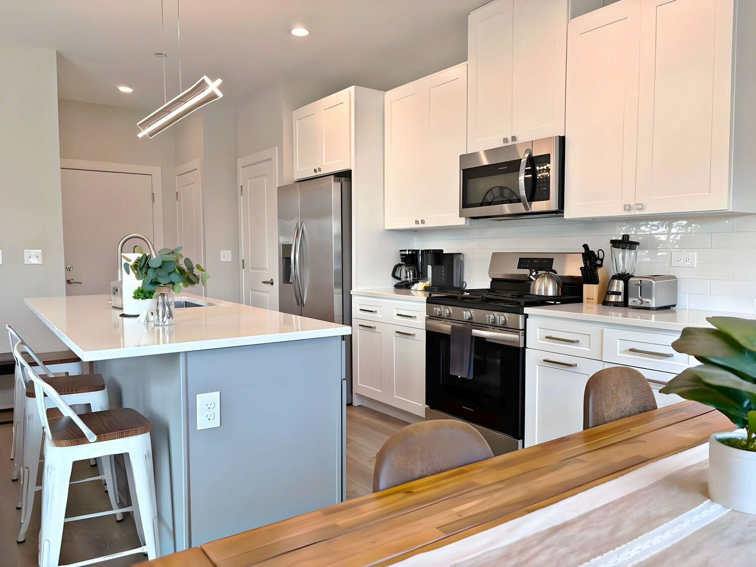 Building Photo - 28417 Torch Pkwy