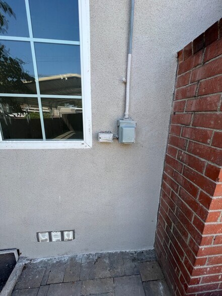 Building Photo - 4127 Artesia Blvd