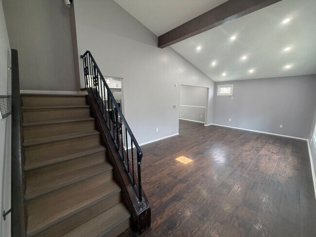 Building Photo - Renovated 3BR Split-Level on a Spacious Corner Lot with Garage in Toms River