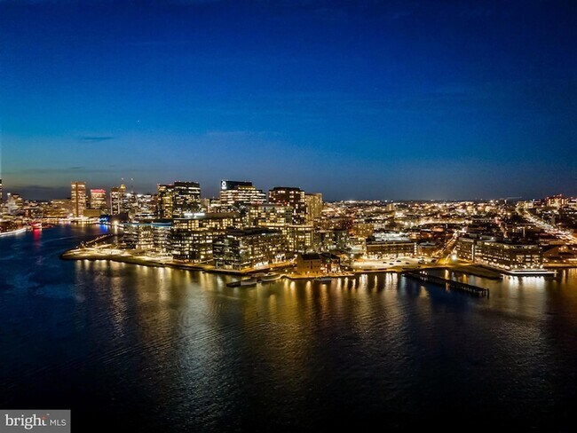 Building Photo - 1200 Steuart St