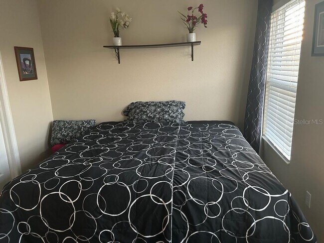 Building Photo - 8807 White Sage Loop