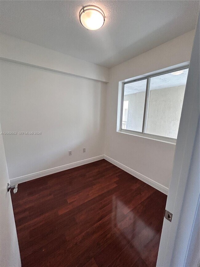 Building Photo - 7275 SW 90th Way