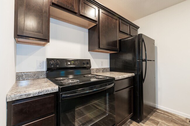 Building Photo - Charming 3-Bedroom Home with Spacious Yard in North Tulsa