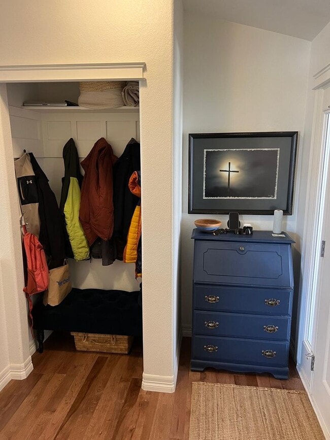 Building Photo - Beautiful 5 Bed 3 Bath in NE Fort Collins!