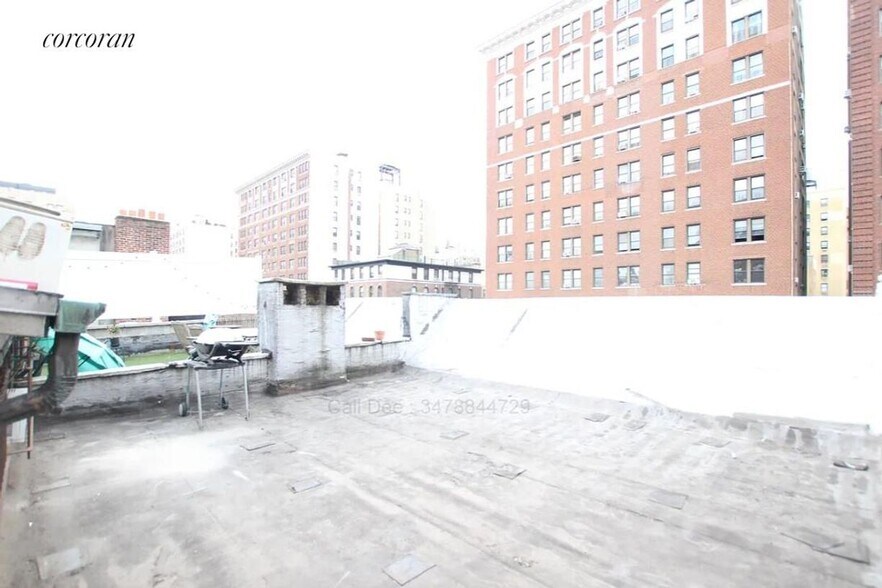 Building Photo - 868 W End Ave