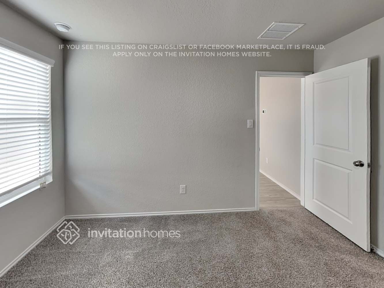 Building Photo - 3238 Kornberg Dr