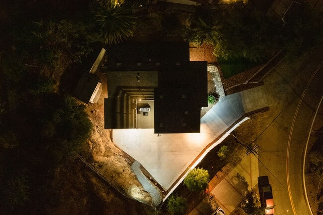 Building Photo - 10150 Sierra Madre Rd