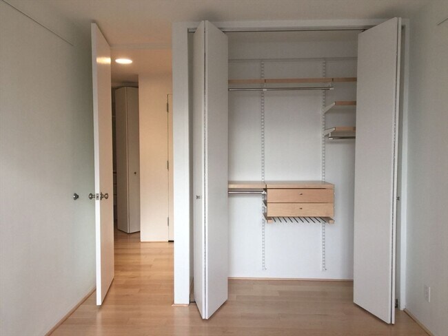 Building Photo - 29 Concord Ave