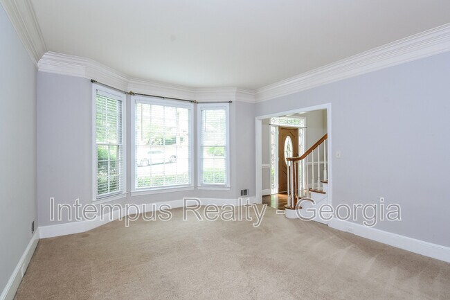 Building Photo - 330 Banyon Brook Point