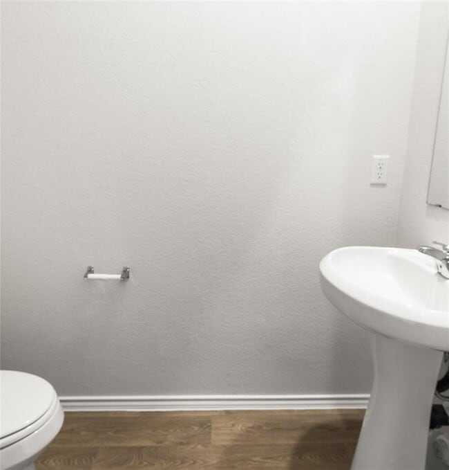 Building Photo - 116 Kendall Ln