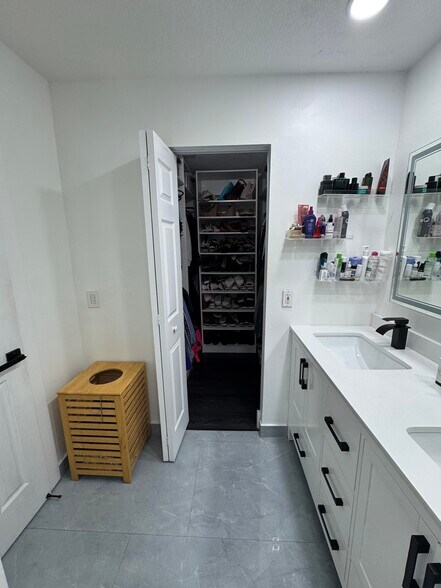 Building Photo - 13299 SW 112th Ter