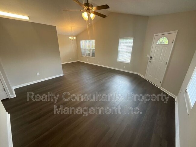 Building Photo - 2470 Shadow Valley Rd