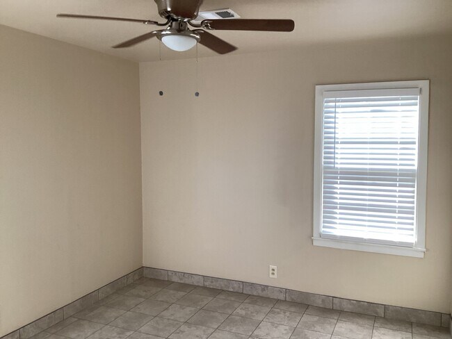 Building Photo - 3118 Grant St