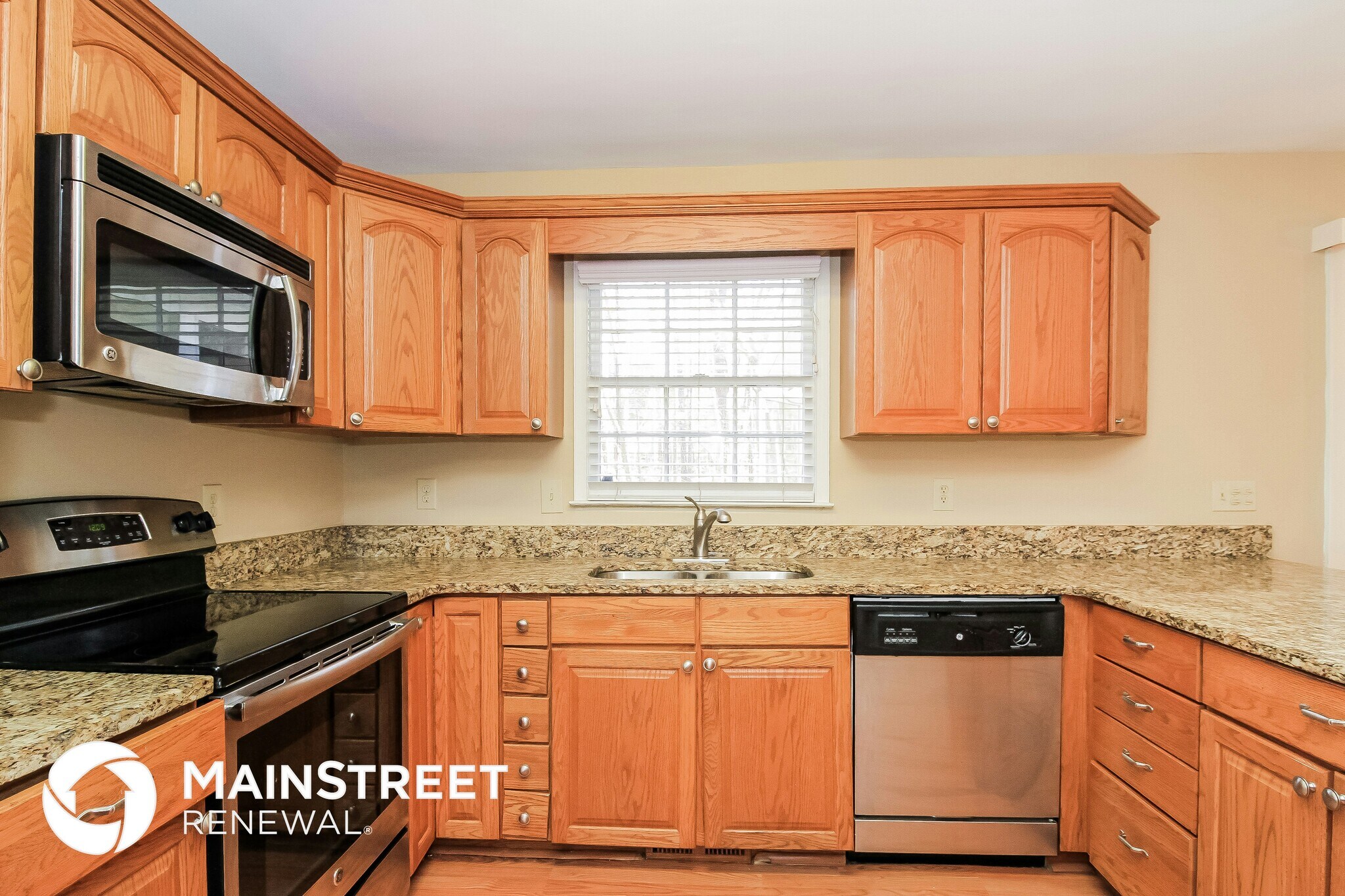 Building Photo - 4441 Fernbrook Dr