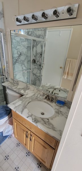 Building Photo - 212 Beth