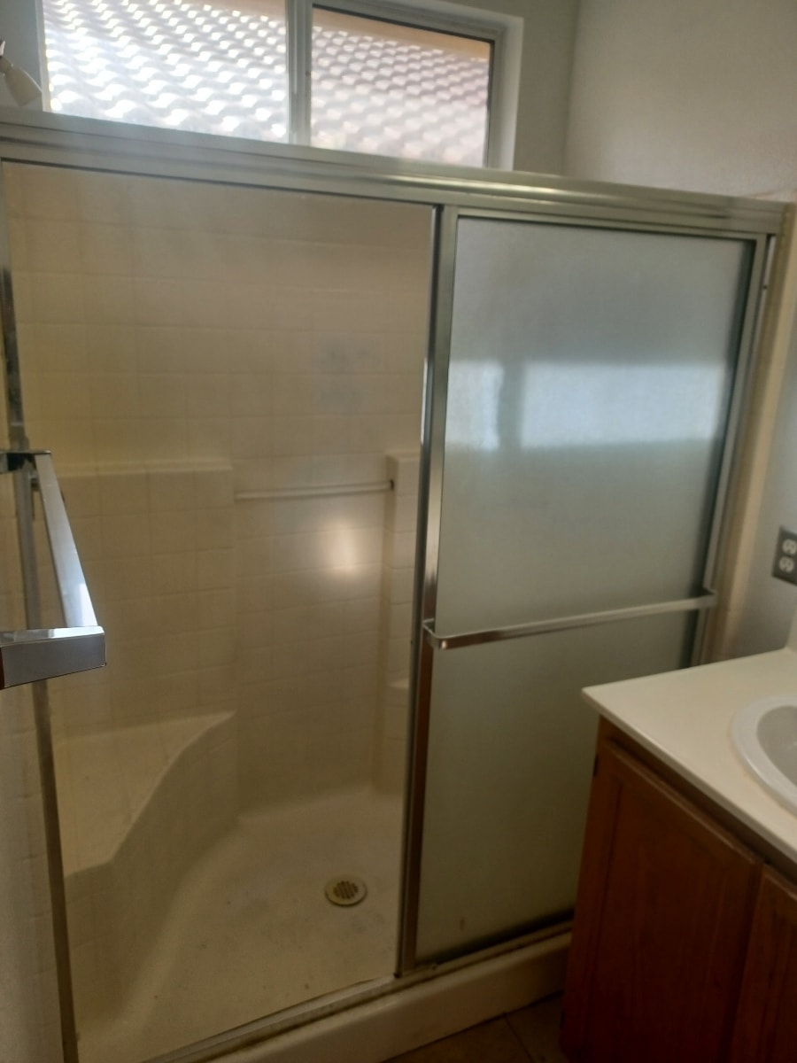 Building Photo - 5752 Indian Springs St