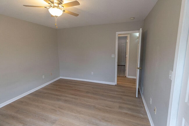 Building Photo - 5981 E Limoges Dr