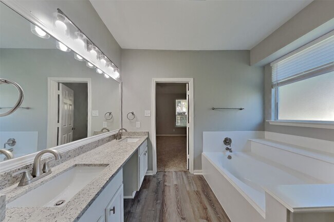 Building Photo - 19119 Sprintwood Ct