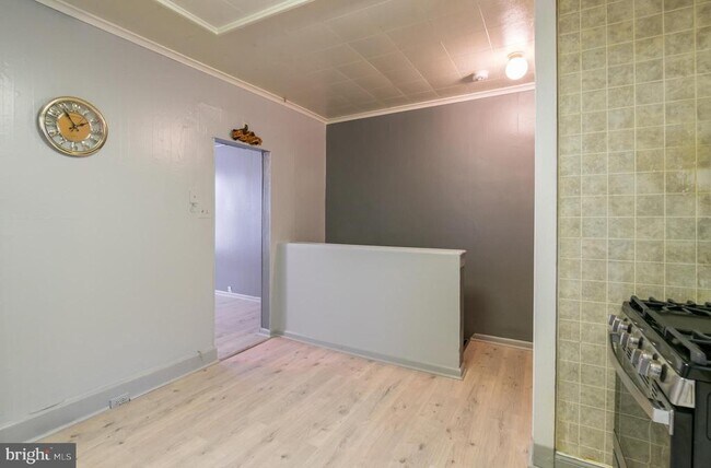 Building Photo - 1931 S 21st St