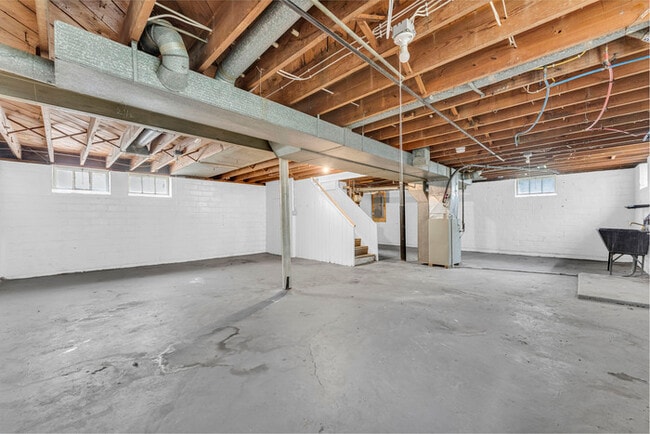 Building Photo - 936 Elbon Rd