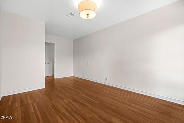 Building Photo - 1572 Casa Grande St